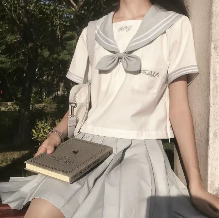 七位女俘虏